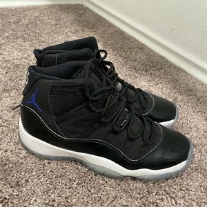 Boys Air Jordan Concord 12’s